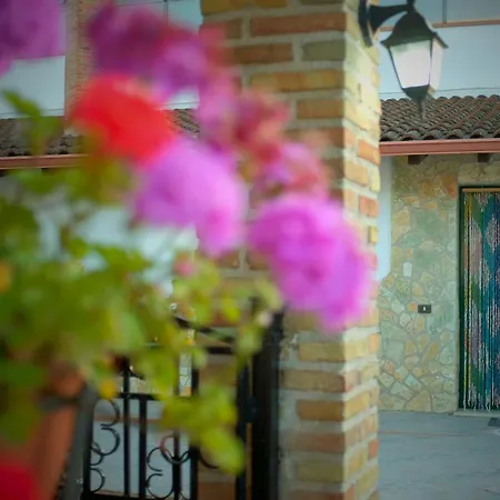 Valle Del Re فيلة بارتينيكو